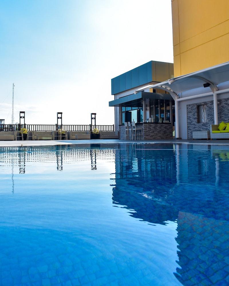 The Royal Mandaya Hotel Davao City Eksteriør billede