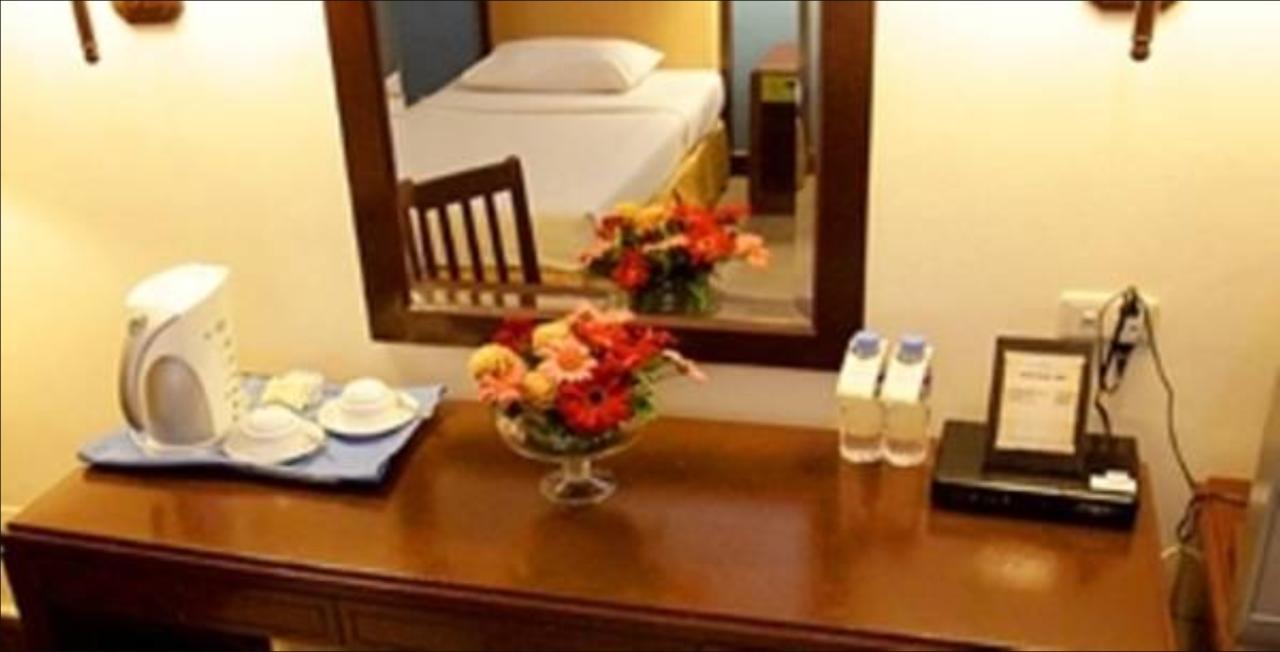 The Royal Mandaya Hotel Davao City Eksteriør billede