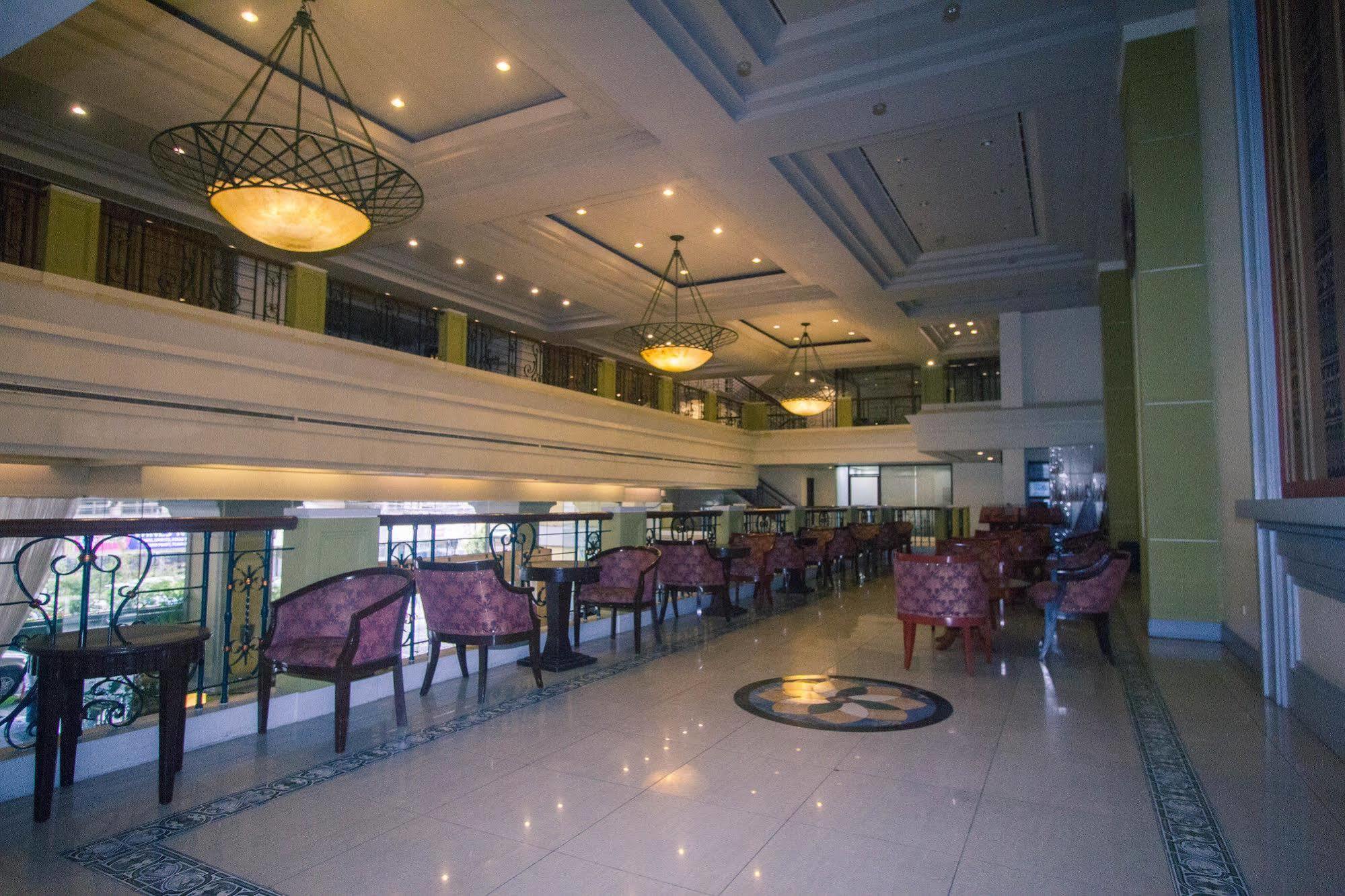 The Royal Mandaya Hotel Davao City Eksteriør billede
