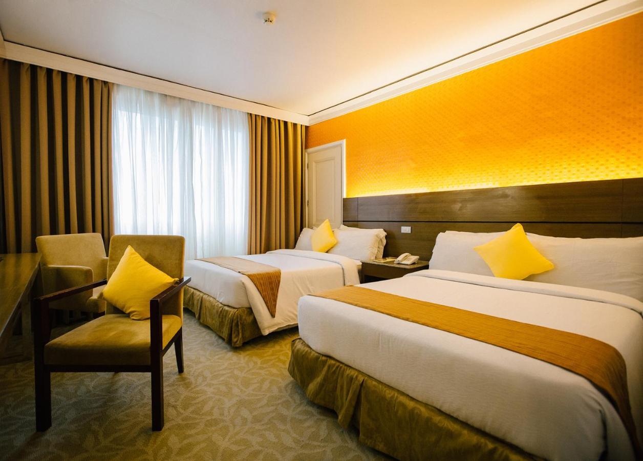 The Royal Mandaya Hotel Davao City Eksteriør billede
