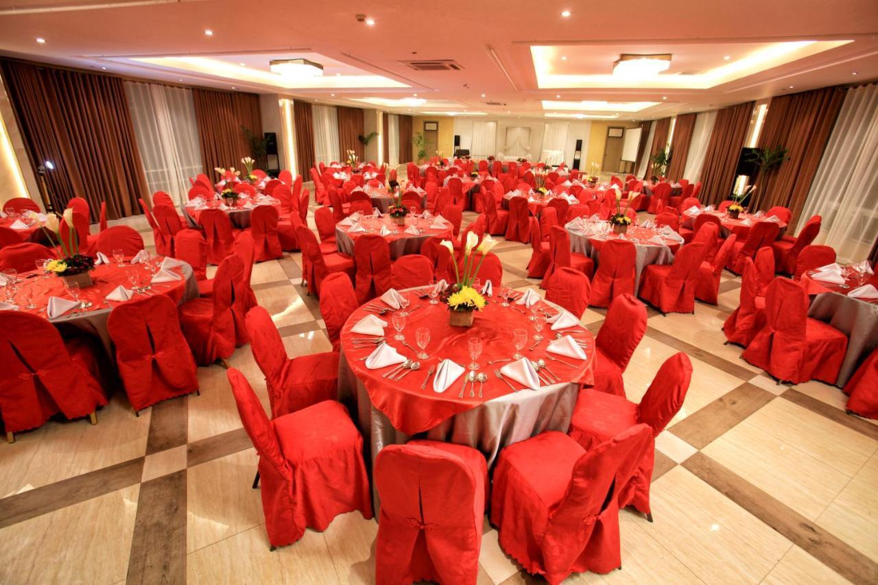 The Royal Mandaya Hotel Davao City Eksteriør billede